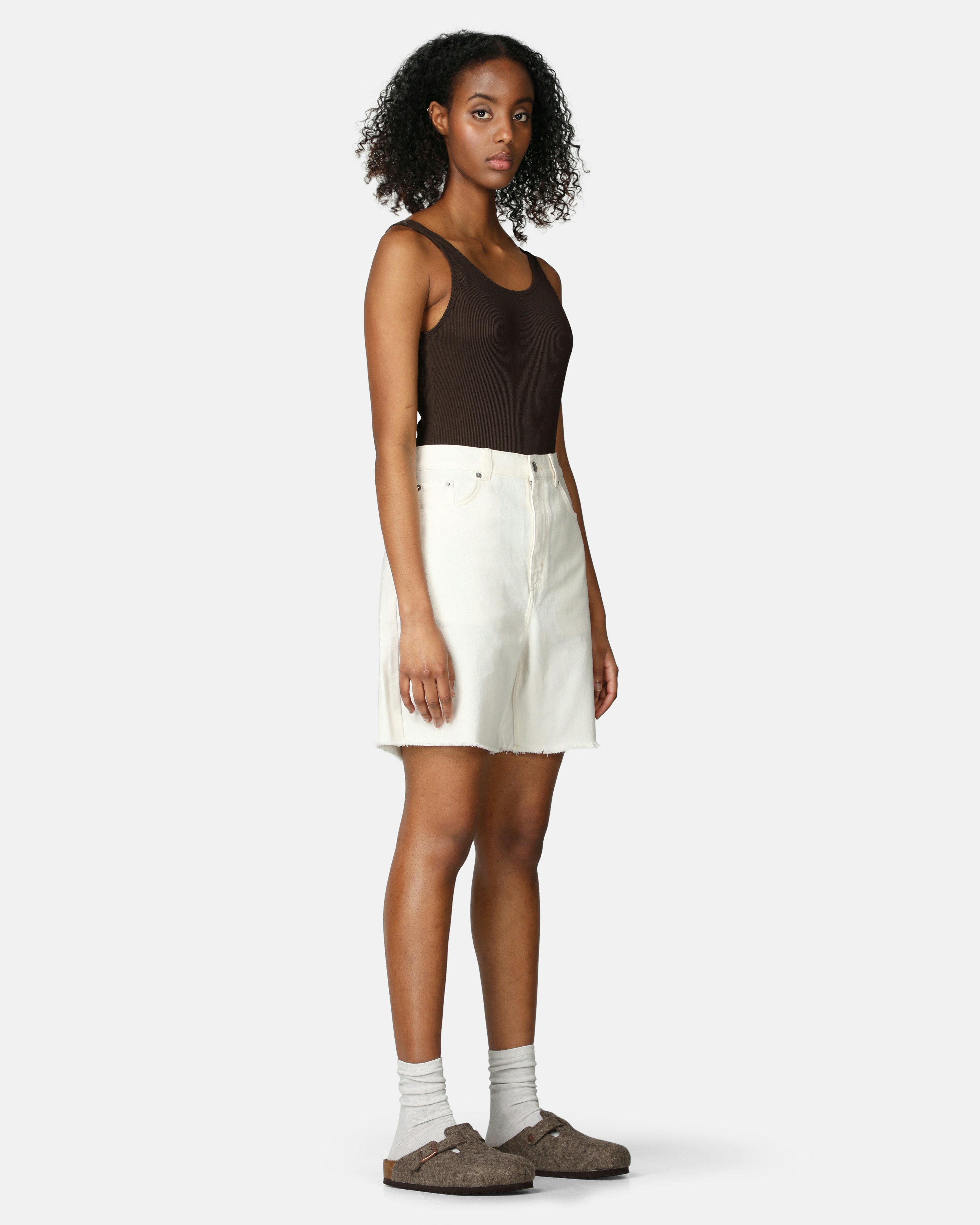 Loose shorts that look like a skirt