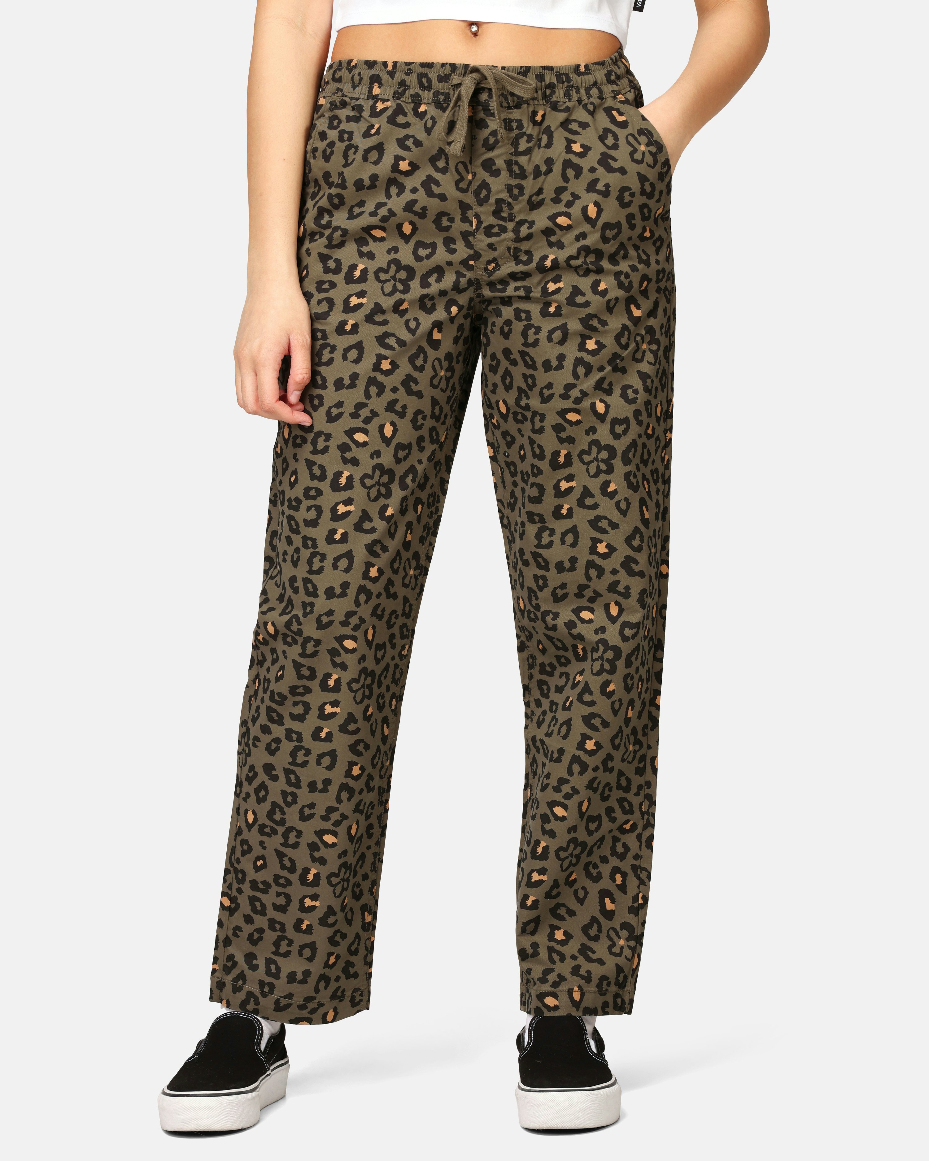 NWT WOMEN'S VANS RANGE PRINT RELAXED PANTS.SIZE SMALL.BRAND NEW FOR 2023.