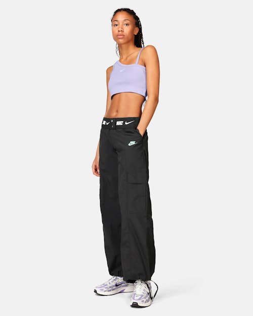 Nike Women's Sportswear Tech Pack Cropped Pants, Black, XS 
