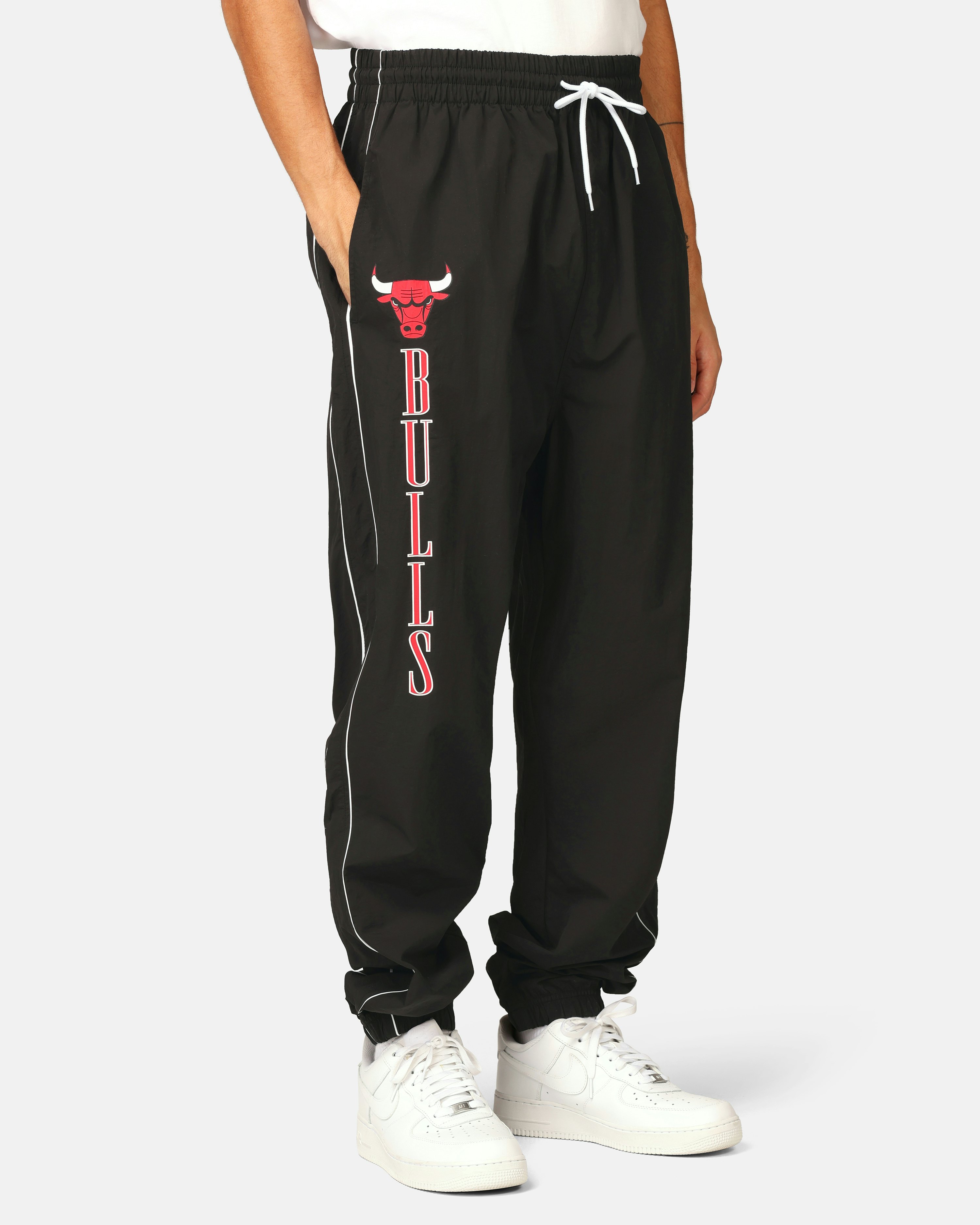 NBA Logo Baggy Track Pants In Black - FREE* Shipping & Easy Returns - City  Beach United States
