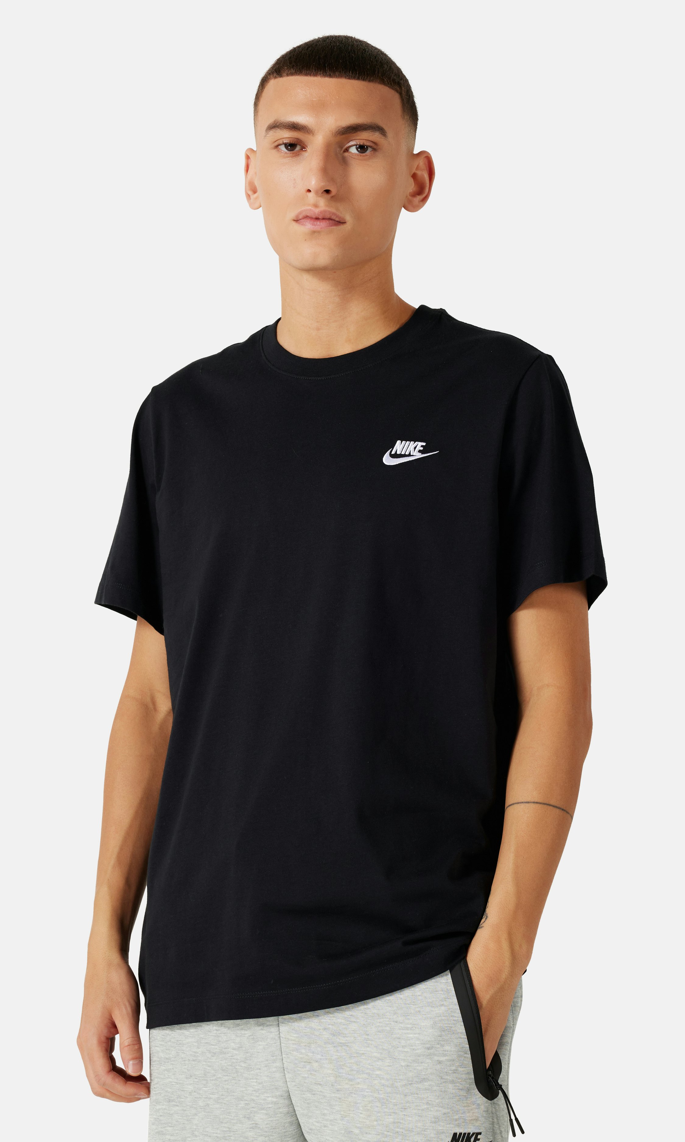 Nike Club T-Shirt Black | Men | Junkyard