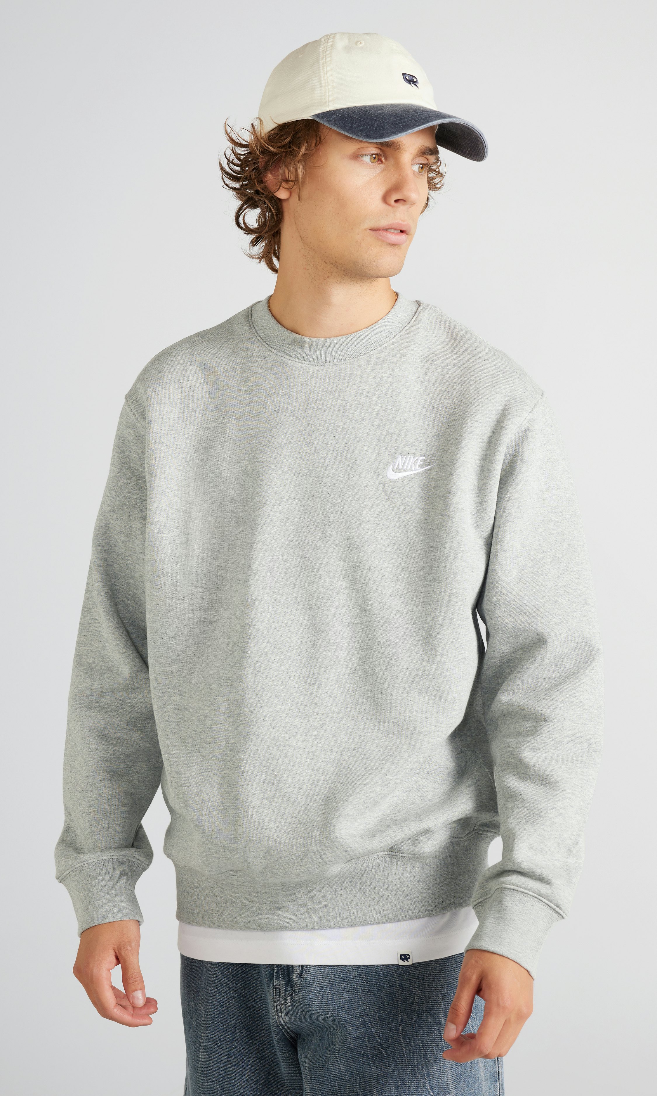 Nike Club Fleece Crewneck Grey melange | Men | Junkyard