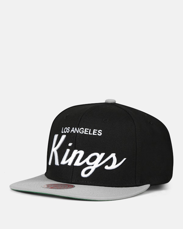 Mitchell & Ness Los Angeles Kings Classic Chevron Snapback Cap Black/Grey -  SS22 - US