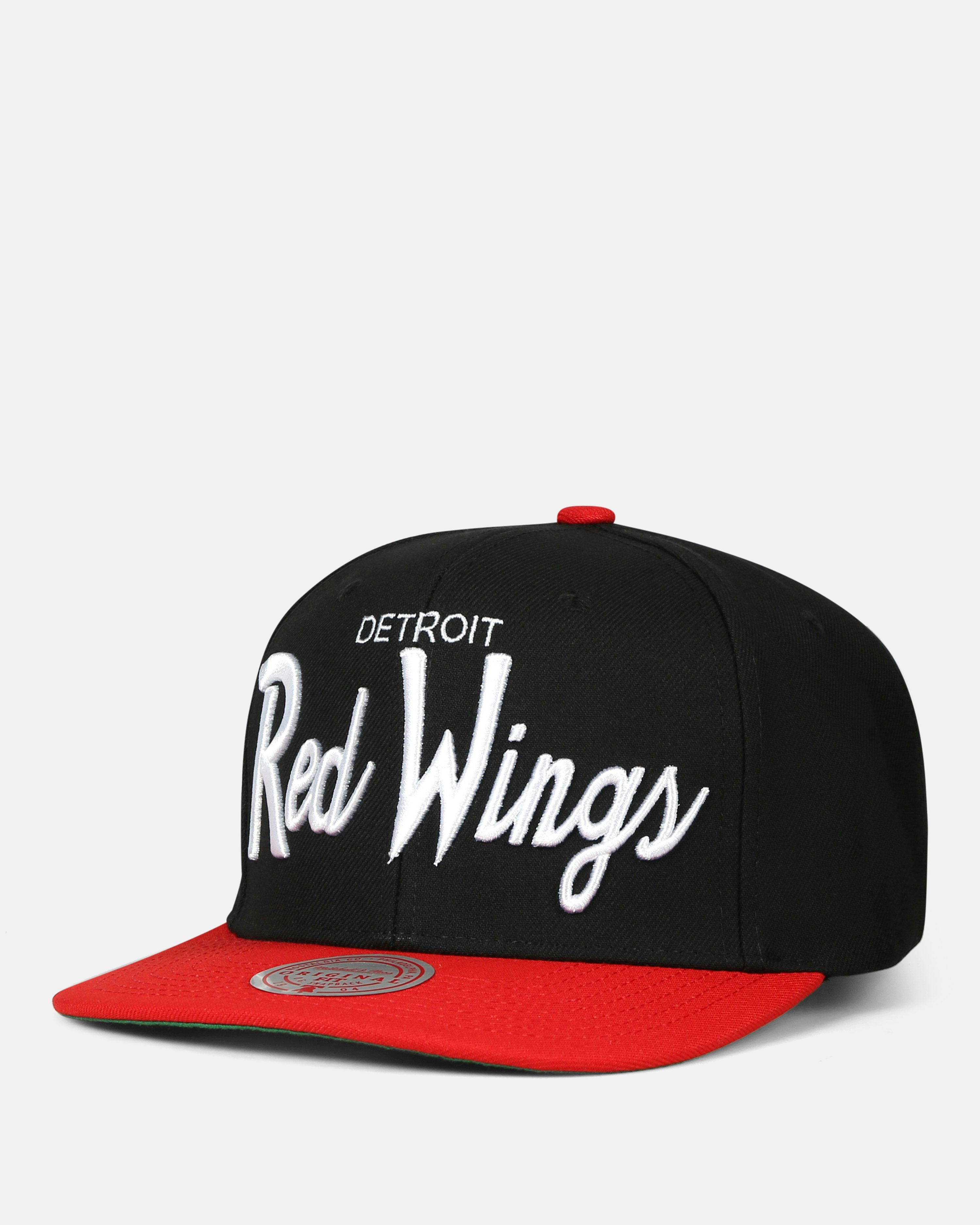Mitchell & Ness Detroit Red Wings Vintage Paintbrush Snapback Hat