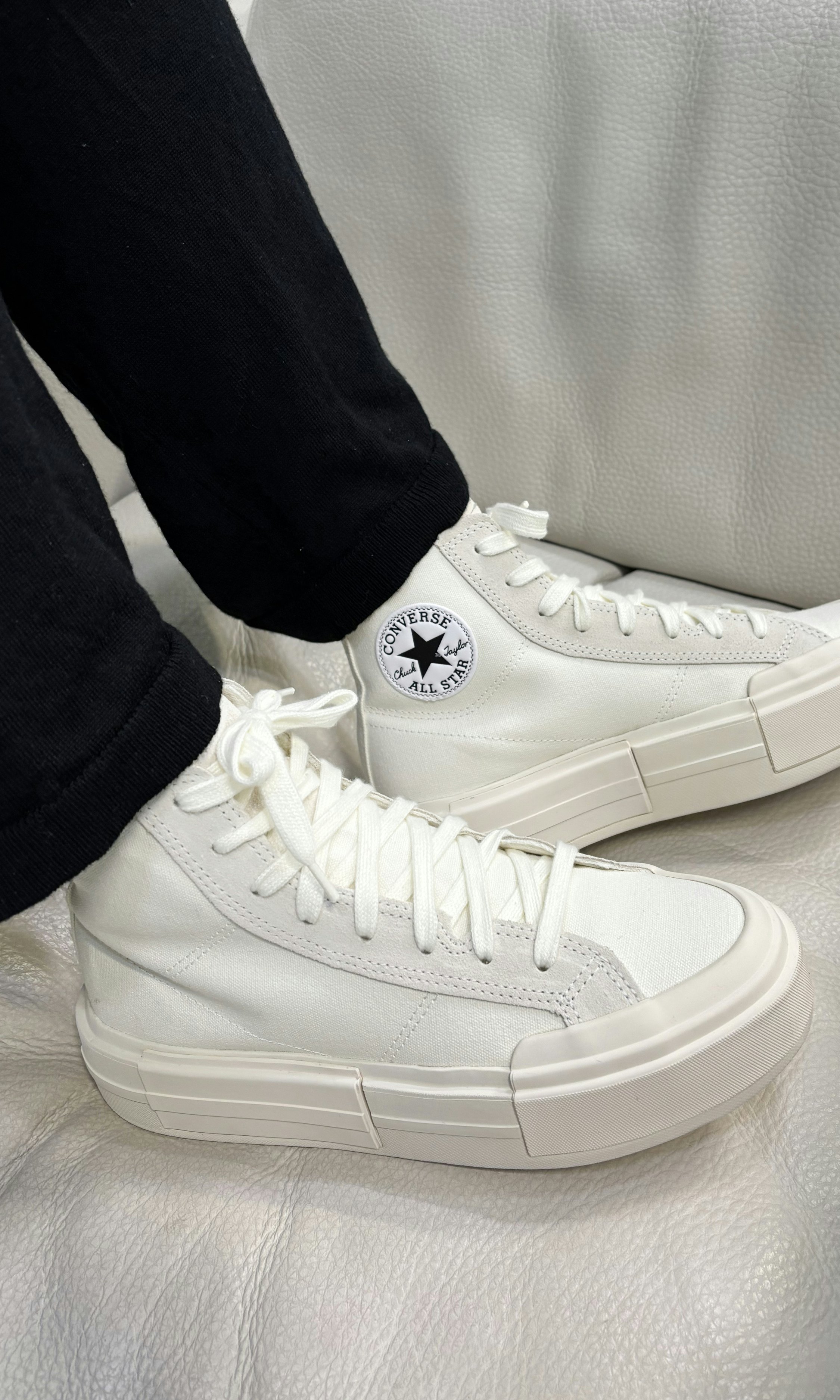 Converse Chuck Taylor All Star Cruise Sneakers Off white