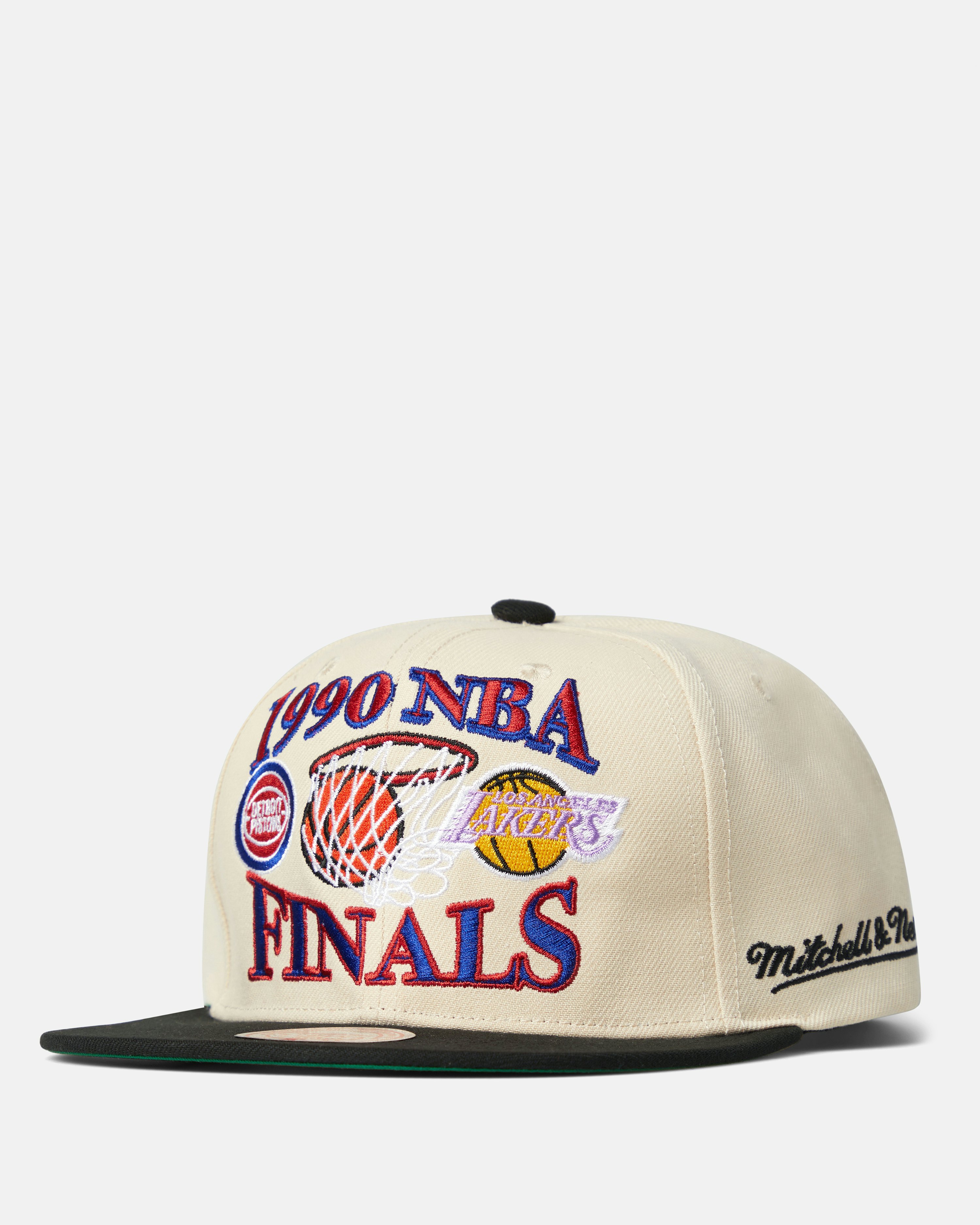 Mitchell & Ness Los Angeles Lakers Cozyfield Fitted Caps Black