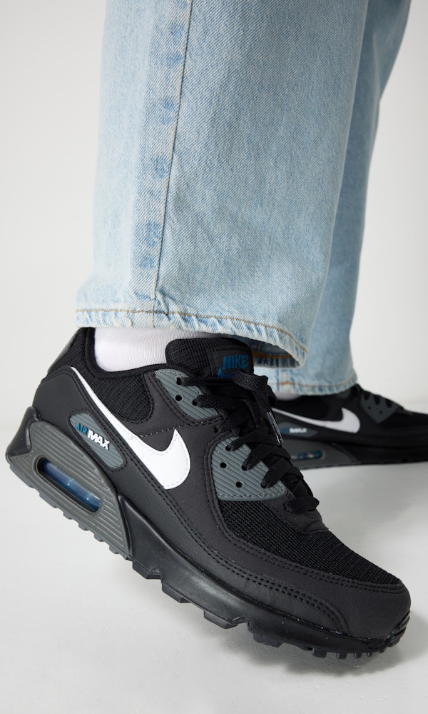 Nike Air Max 90 Black With Jeans Nike Air Max Best Nike Shoes To