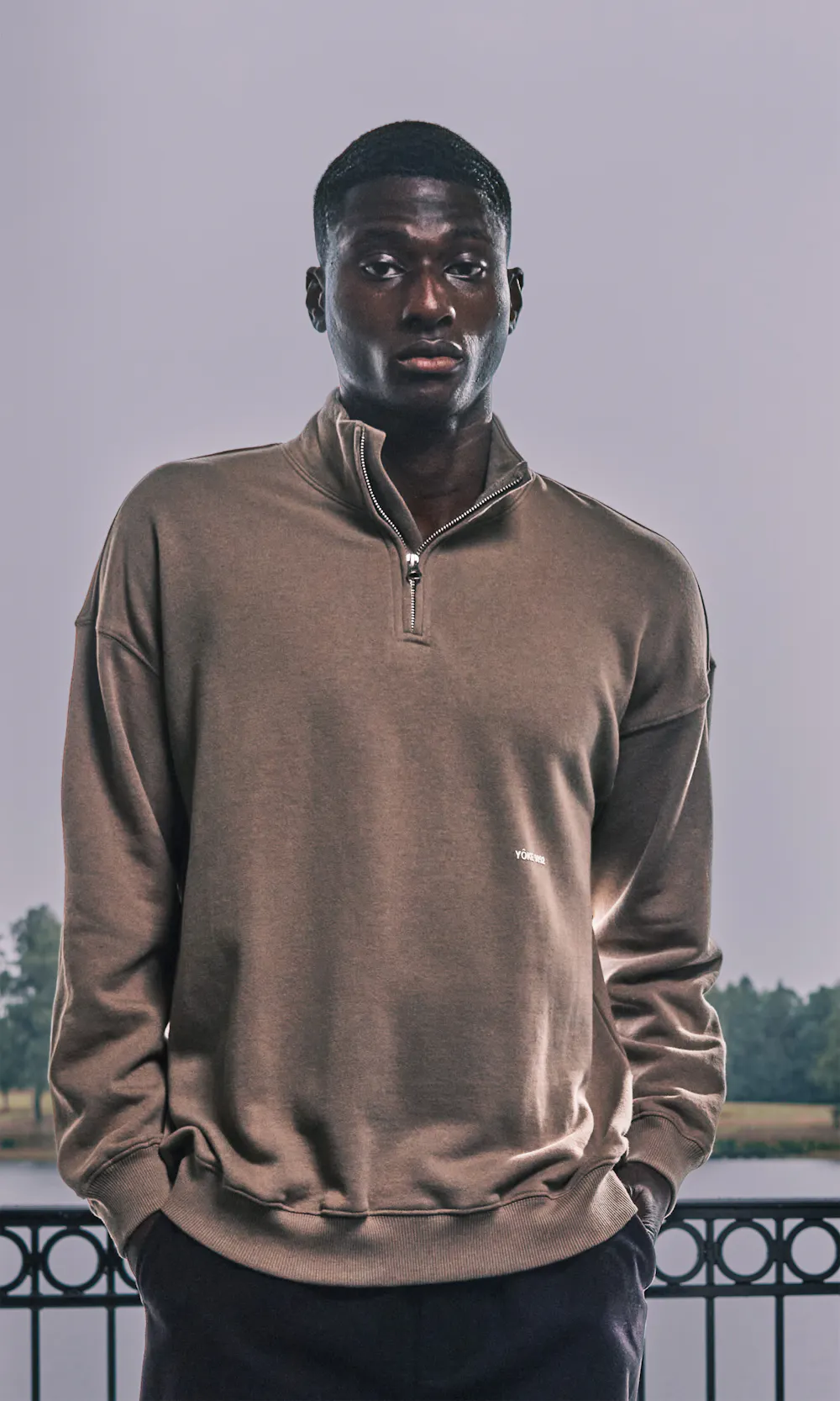 Yôke Half-Zip Sweater White | Men | Junkyard