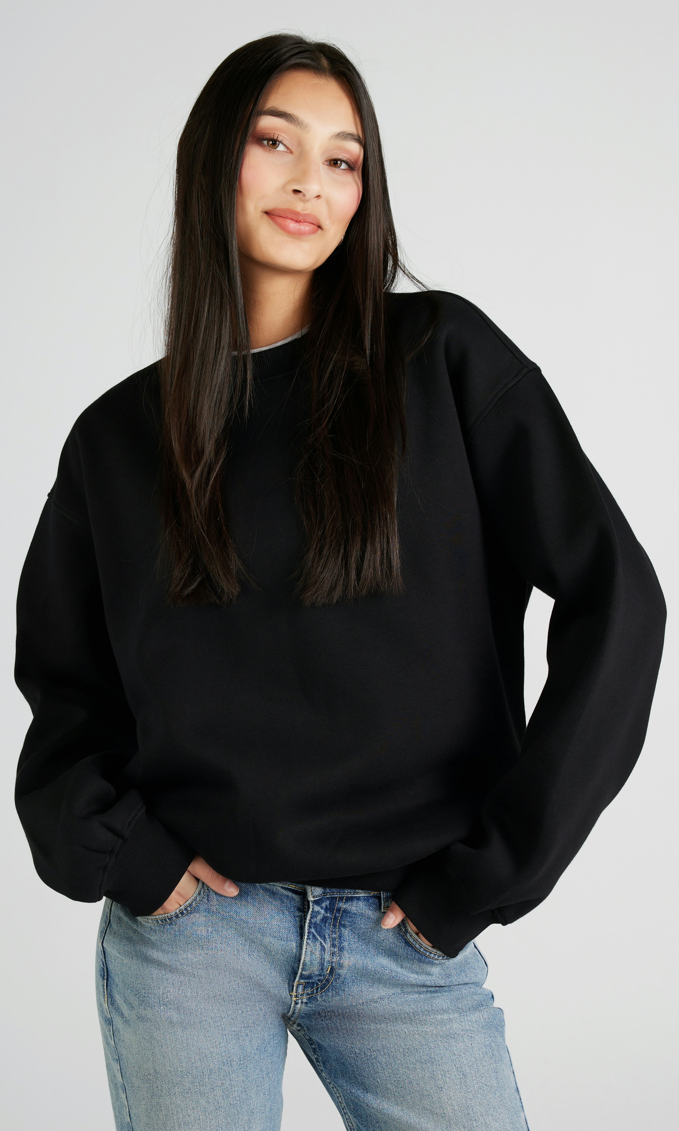 JUNKYARD Close Up Crewneck Black | Women | Junkyard