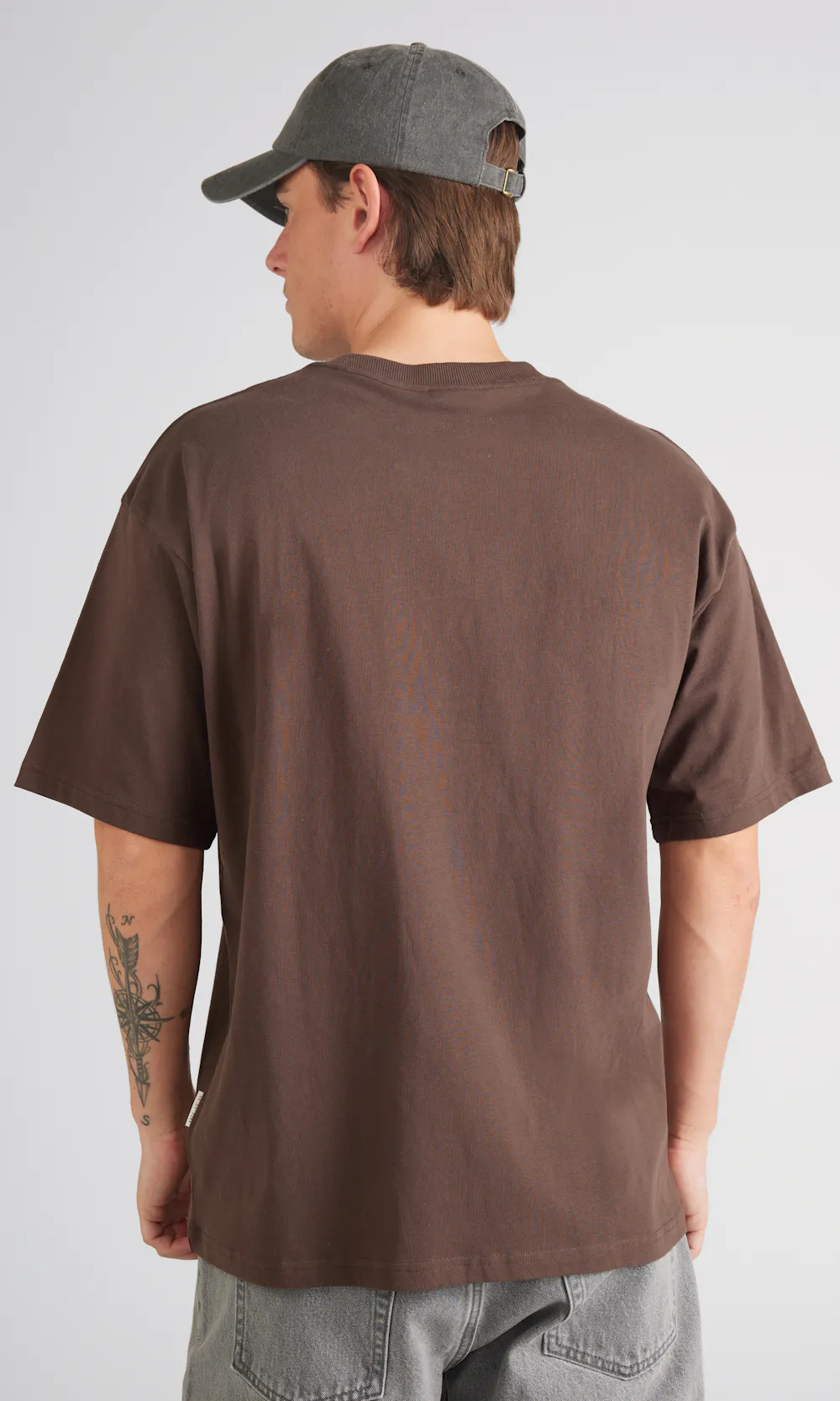 Yôke Ogano Embroidered T-Shirt Brown | Men | Junkyard