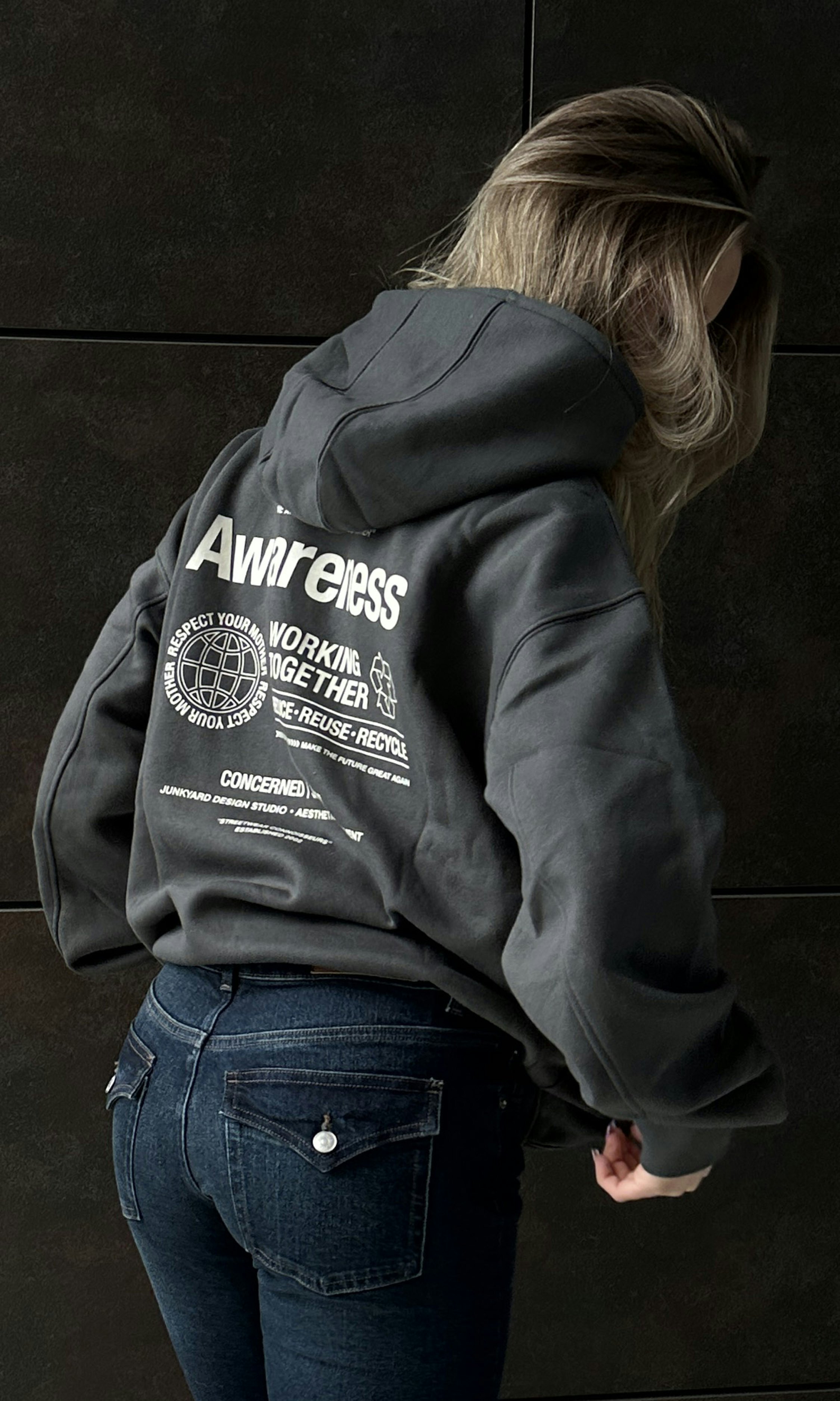 Hoodier Collection C103セット Nissan Z Womens Hoodie - Hardtuned