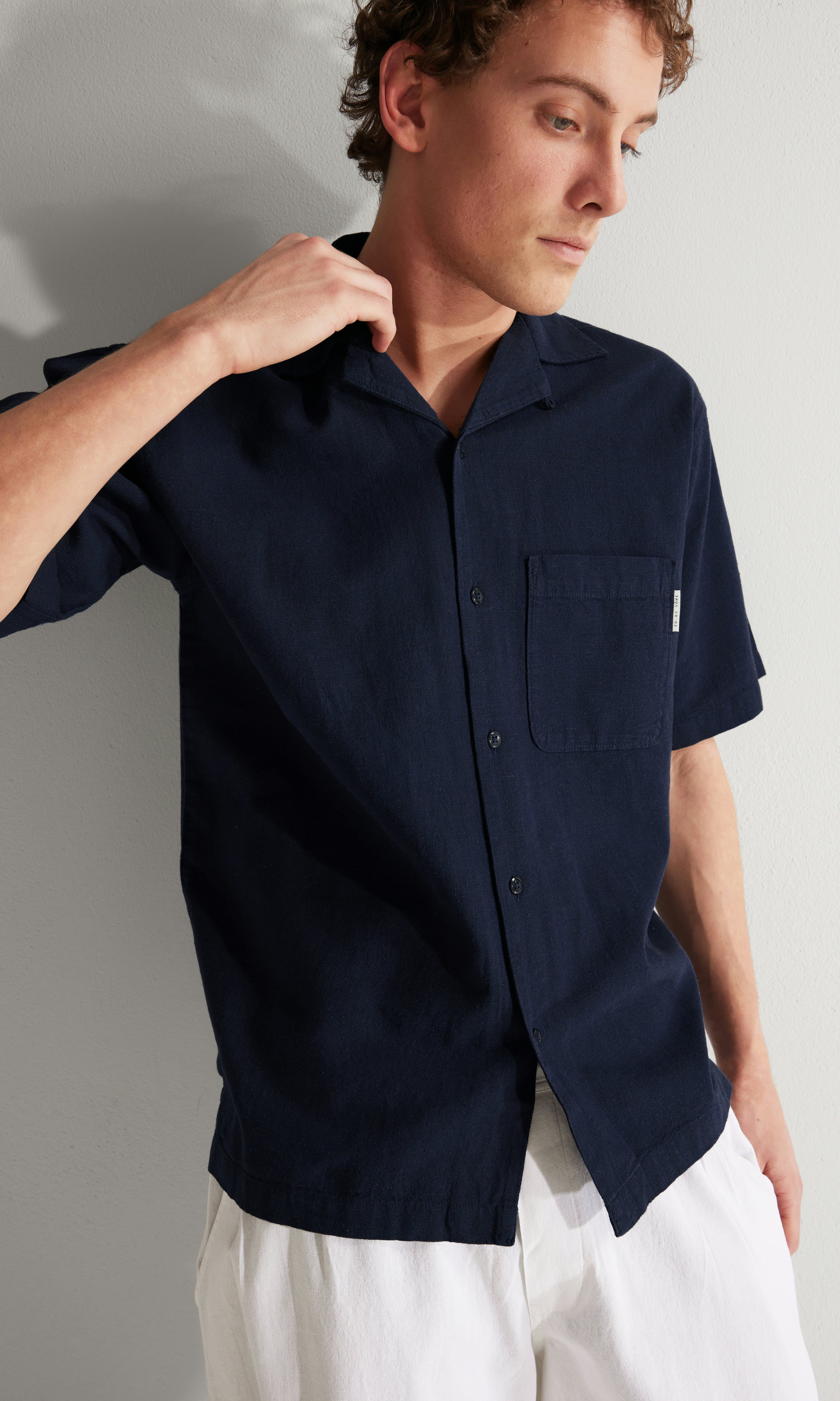 Yôke Short Sleeved Linen Shirt Navy | Men | Junkyard
