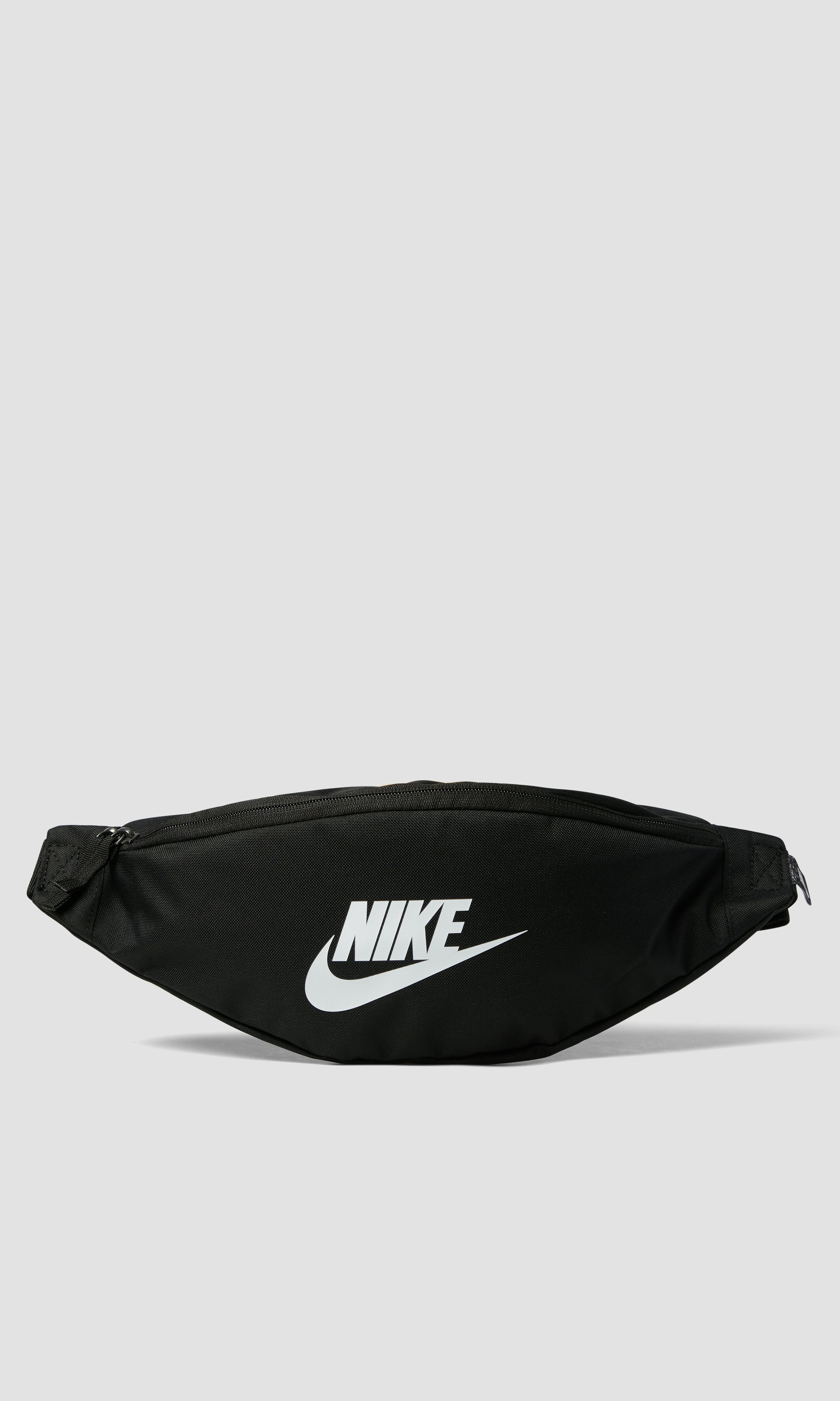 Nike Heritage Waistpack Black | Men | Junkyard